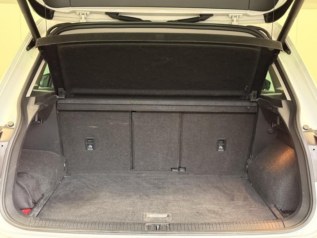 Volkswagen Tiguan 2.0 tsi 4motion highline | leder | electrische trekhaak |