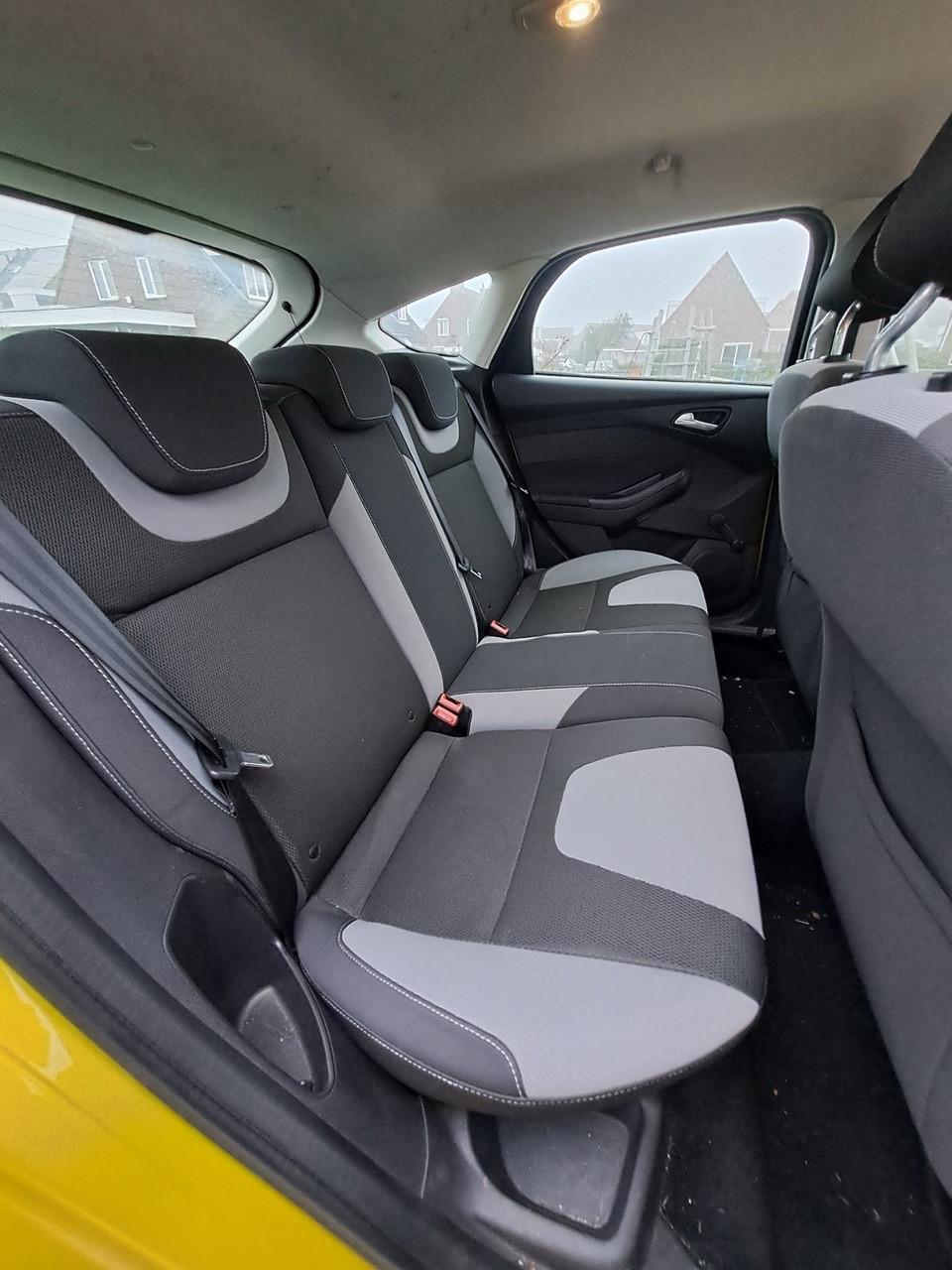 Ford Focus 2012 1.6L - Incl extra set winterbanden