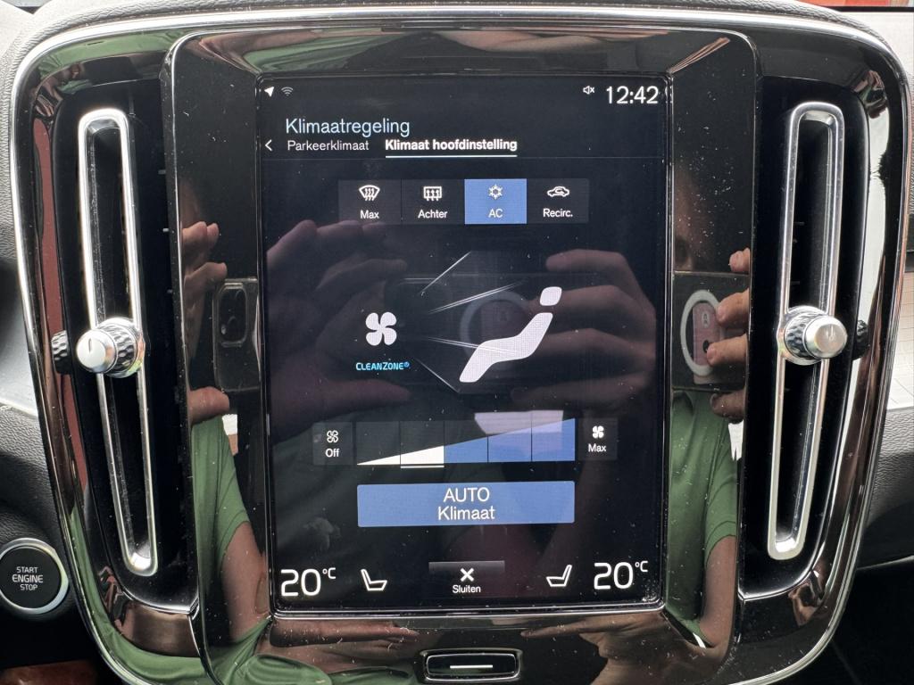 Volvo XC40 1.5 t4 plug-in hybrid plus dark | trekhaak | harman/kardon | win