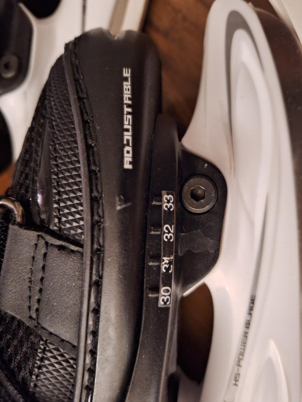 Schaatsen maat 30-33, verstelbaar in maat.