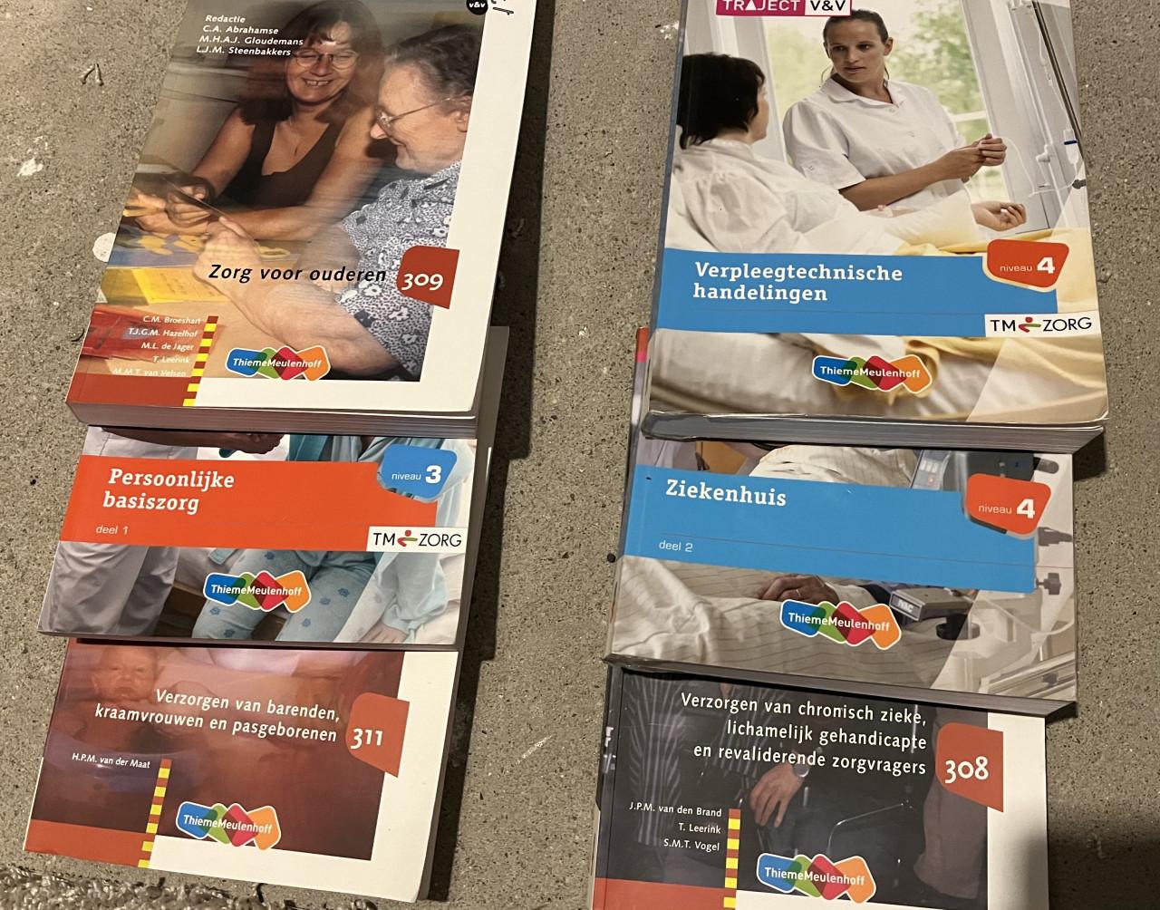 Studieboeken verzorgende ig en verpleegkunde niv 3-4