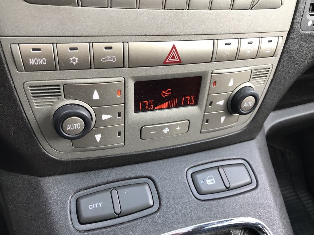 Lancia Musa 1.4-16v platino