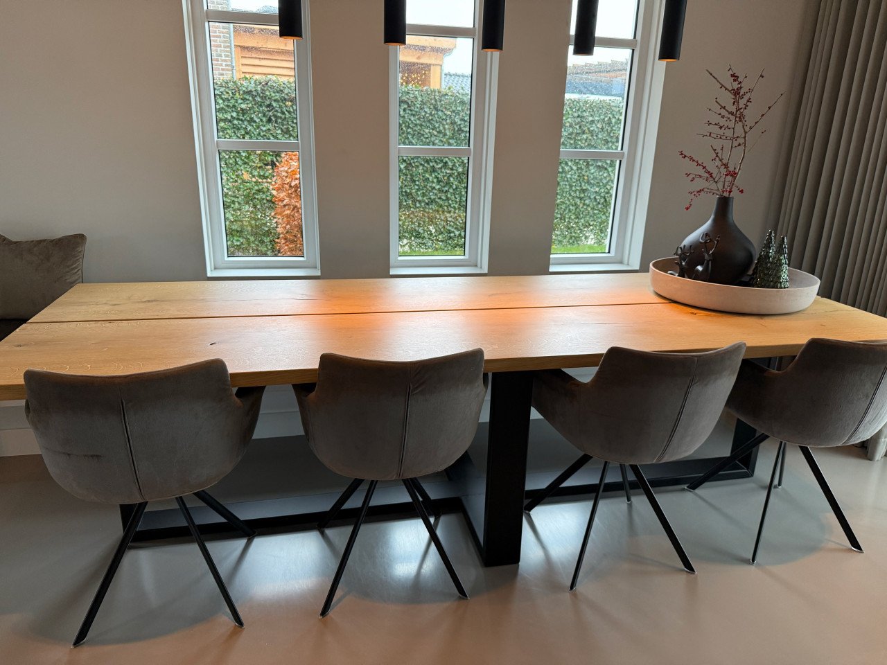 Eikenhouten eettafel
