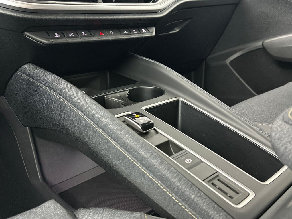 Skoda Elroq business edition tour elektromotor 210 kw / 286 pk