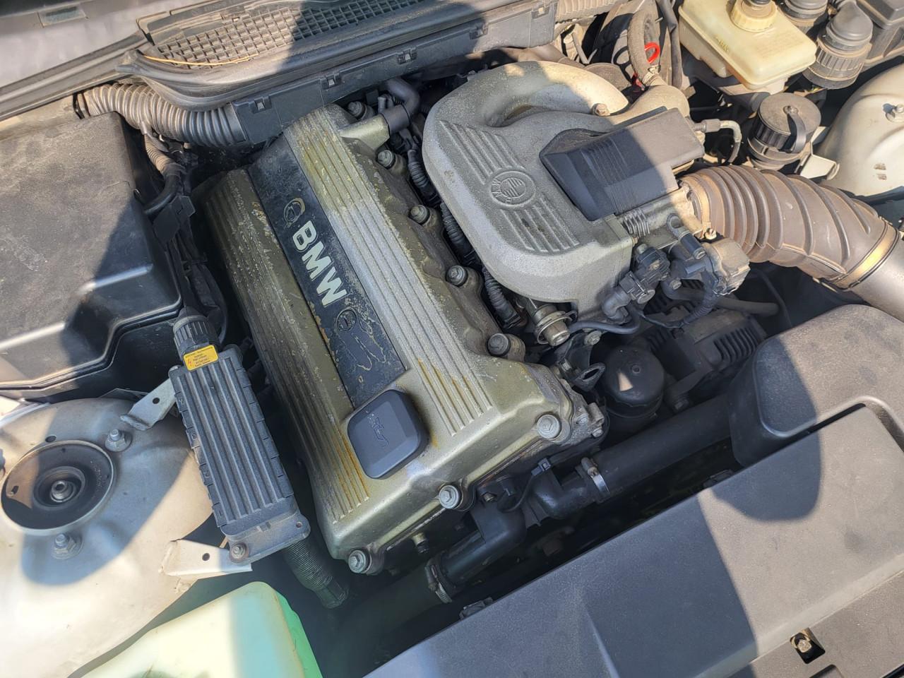 BMW E36 compact 318Ti automaat, 140 PK, airco!  Slechts 167.000 km