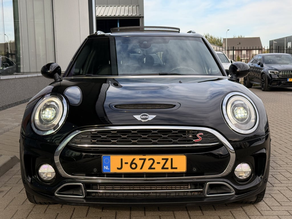 Mini Clubman mini 2.0 cooper s all4 chili serious business | leder | pano |