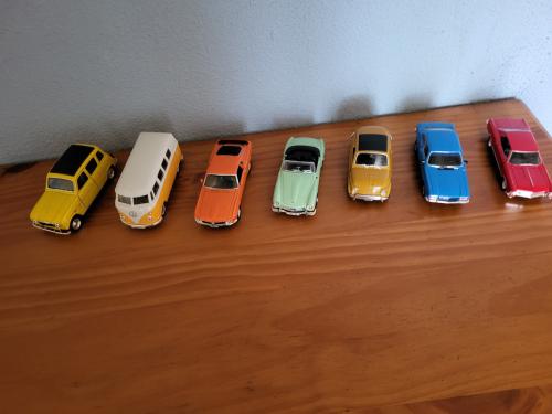 7x autotjes van welly ong 12 cm