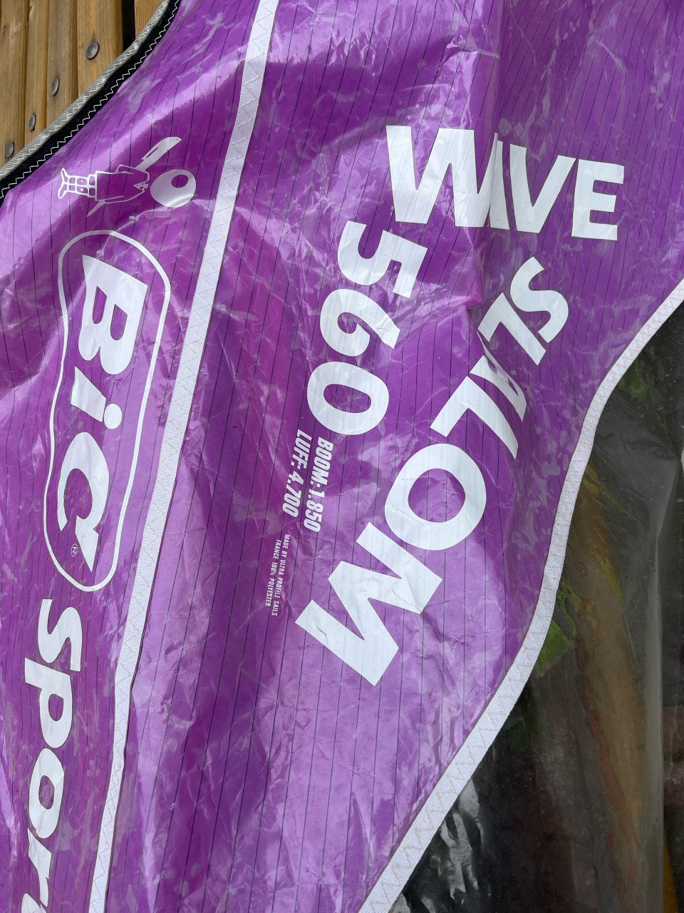 Gratis af te halen; zeil + mast