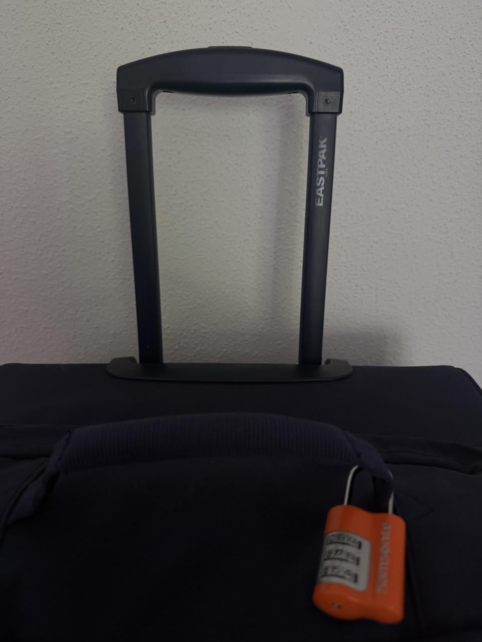 Eastpak TRANVERZ koffer maat L donkerblauw