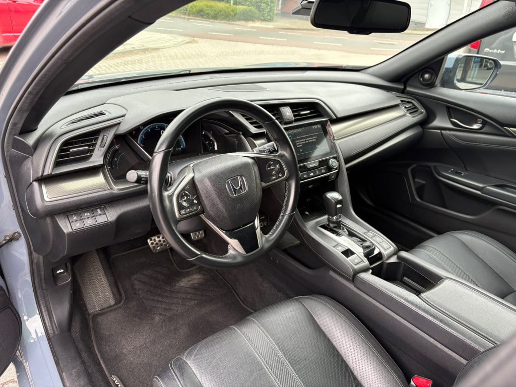 Honda Civic 1.0 i-vtec premium