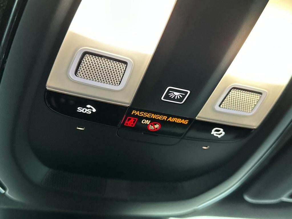 Volvo Ec40 extended range ultra black edition 82kwh/252pk| full options!