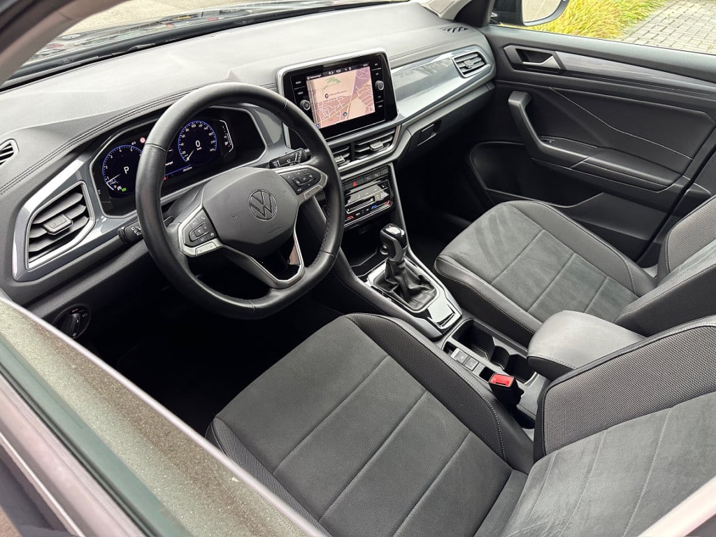 Volkswagen T-roc 1.5 tsi 150pk dsg style | iq light | navi | carplay | adap