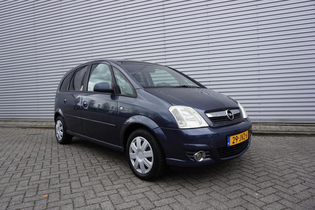 Opel Meriva 1.6-16v cosmo climate / half leder / elektr. ramen / trekhaak /
