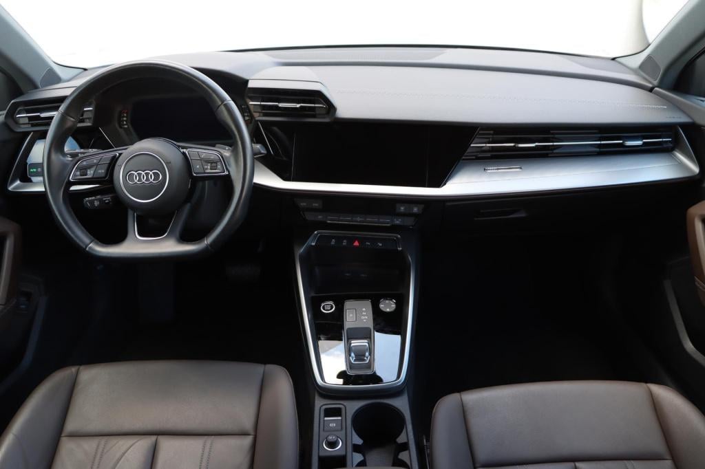 Audi A3 limousine 35 tfsi s edition 150pk s tronic