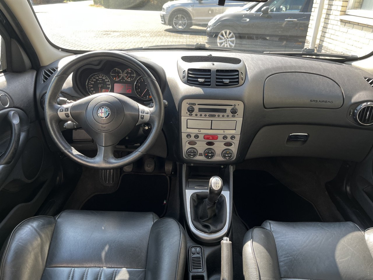 Alfa Romeo 147 1.6 T.Spark LEER,AIRCOBOEKJES