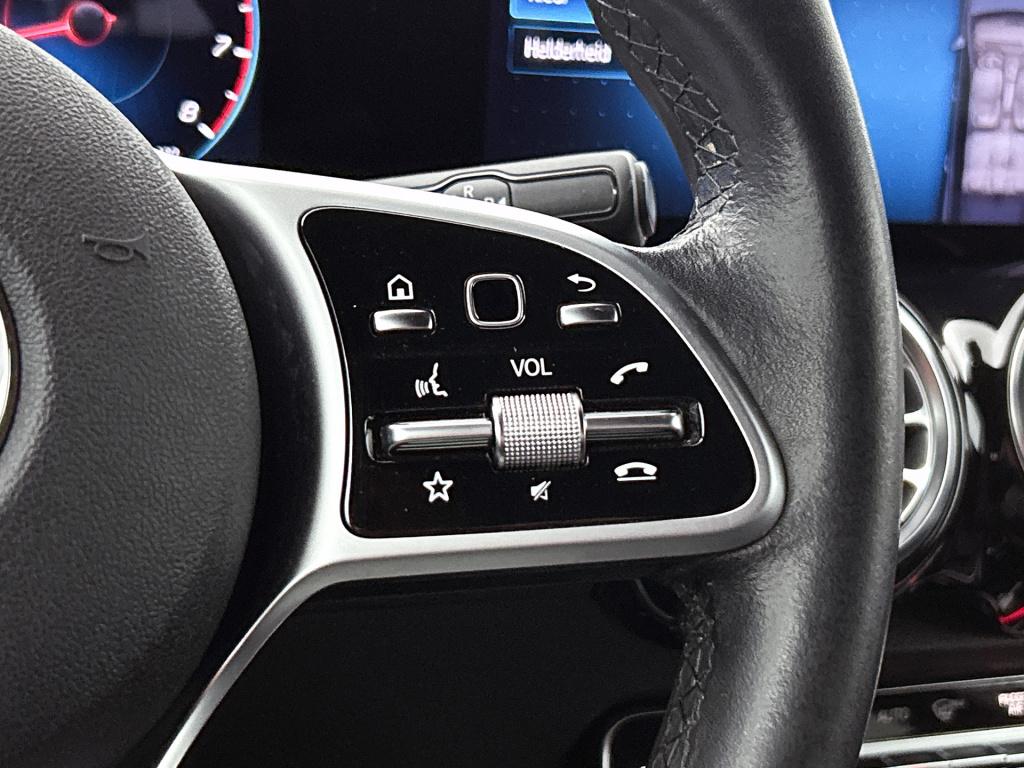 Mercedes-Benz Glb 200 advantage | sfeerverlichting | led | alarm | augmente