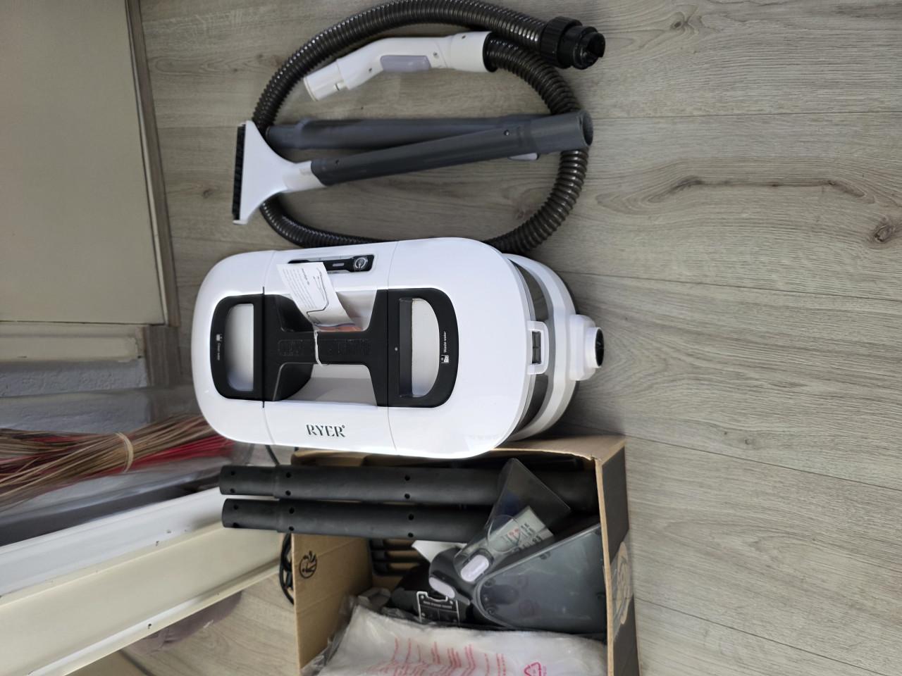 Tapijtreiniger 220V-800W- RYER-CLEANER2-Model YL W6338