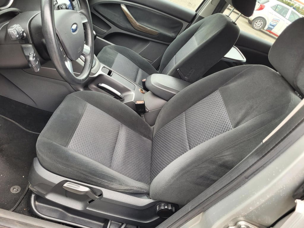 Ford C-max 2.0-16v ghia automaat