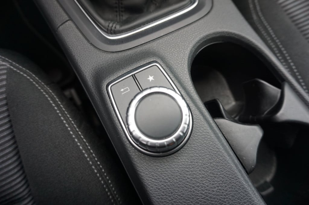 Mercedes-Benz B-Klasse 180 ambition style l facelift uitvoering l xenon l p