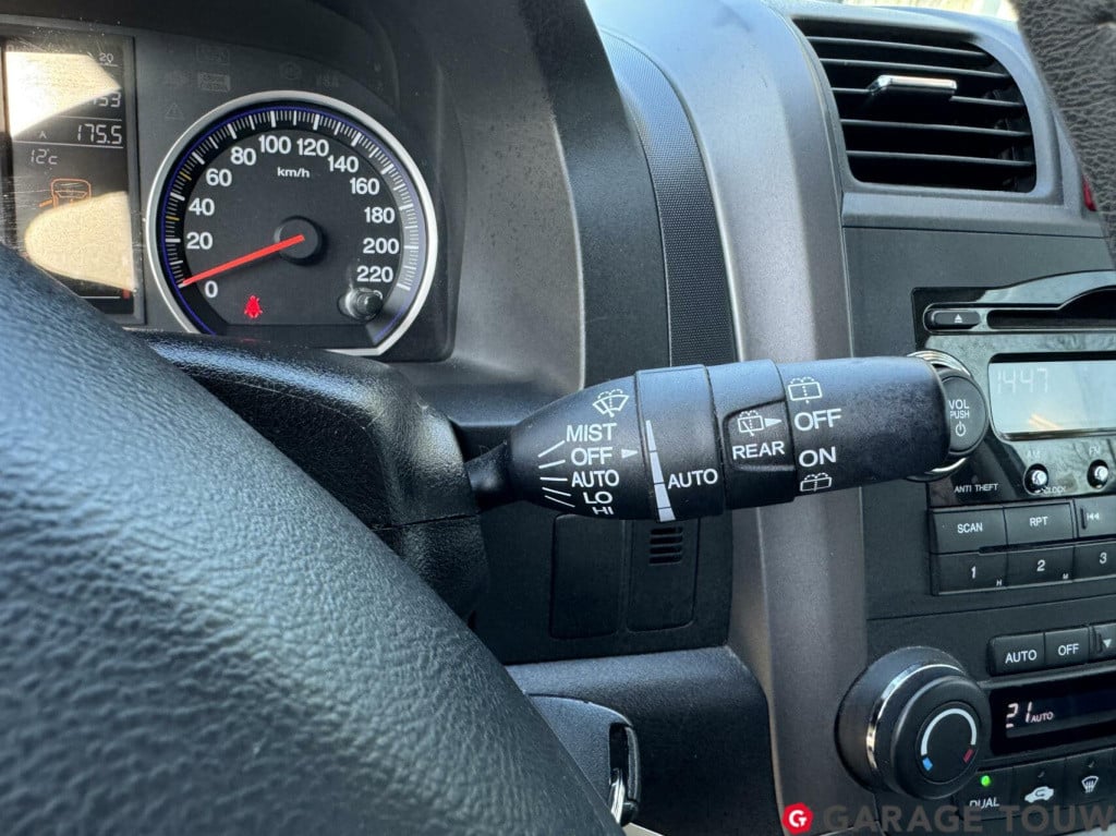Honda CR-V 2.0i elegance *trekhaak*