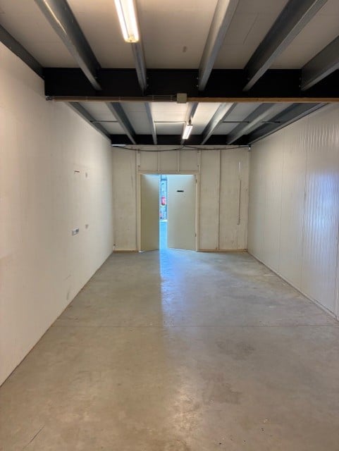 Bedrijfspand Middelburg Hertzweg 7e Arnestein 150m2 + 75m2 vr 337500 euro