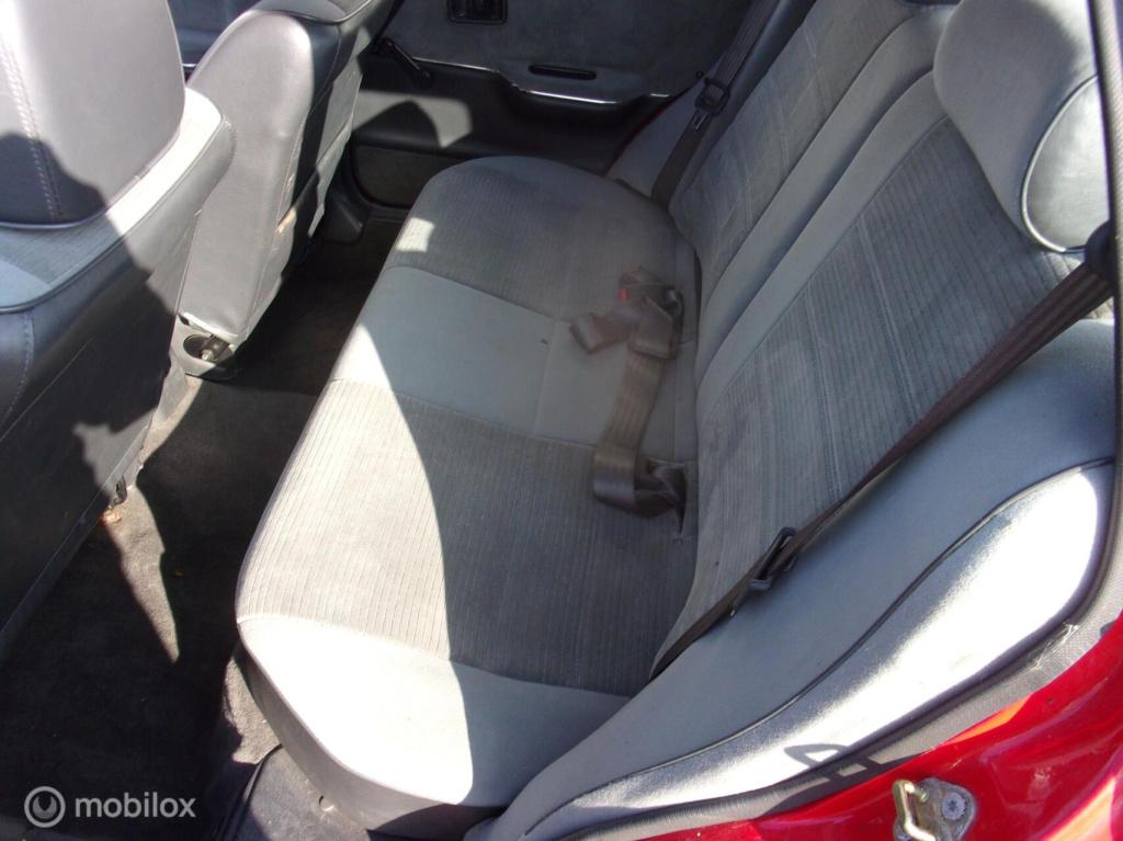 Mazda 323 1.6i estate 4wd