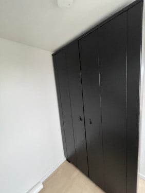 WOOOD kast zwart
