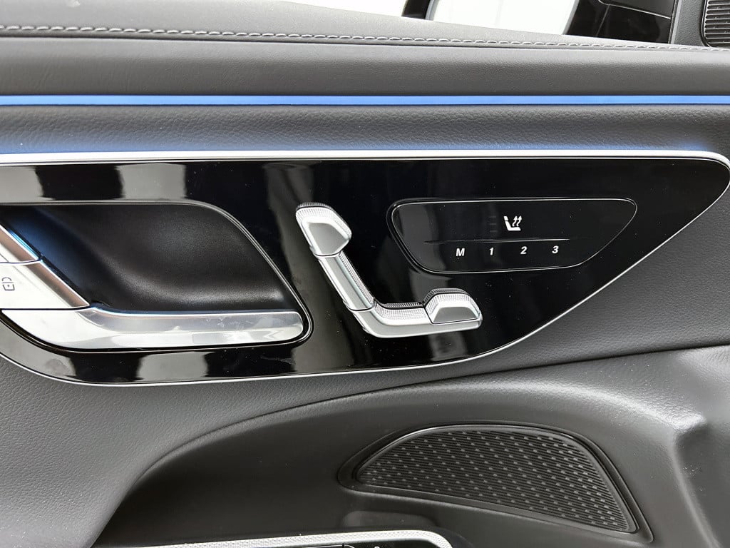 Mercedes-Benz E-Klasse 300 e sport edition | parkeerpakket met 360°-camera 
