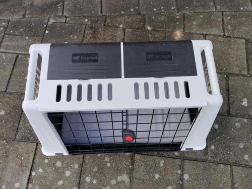 Autokennel voor honden middel