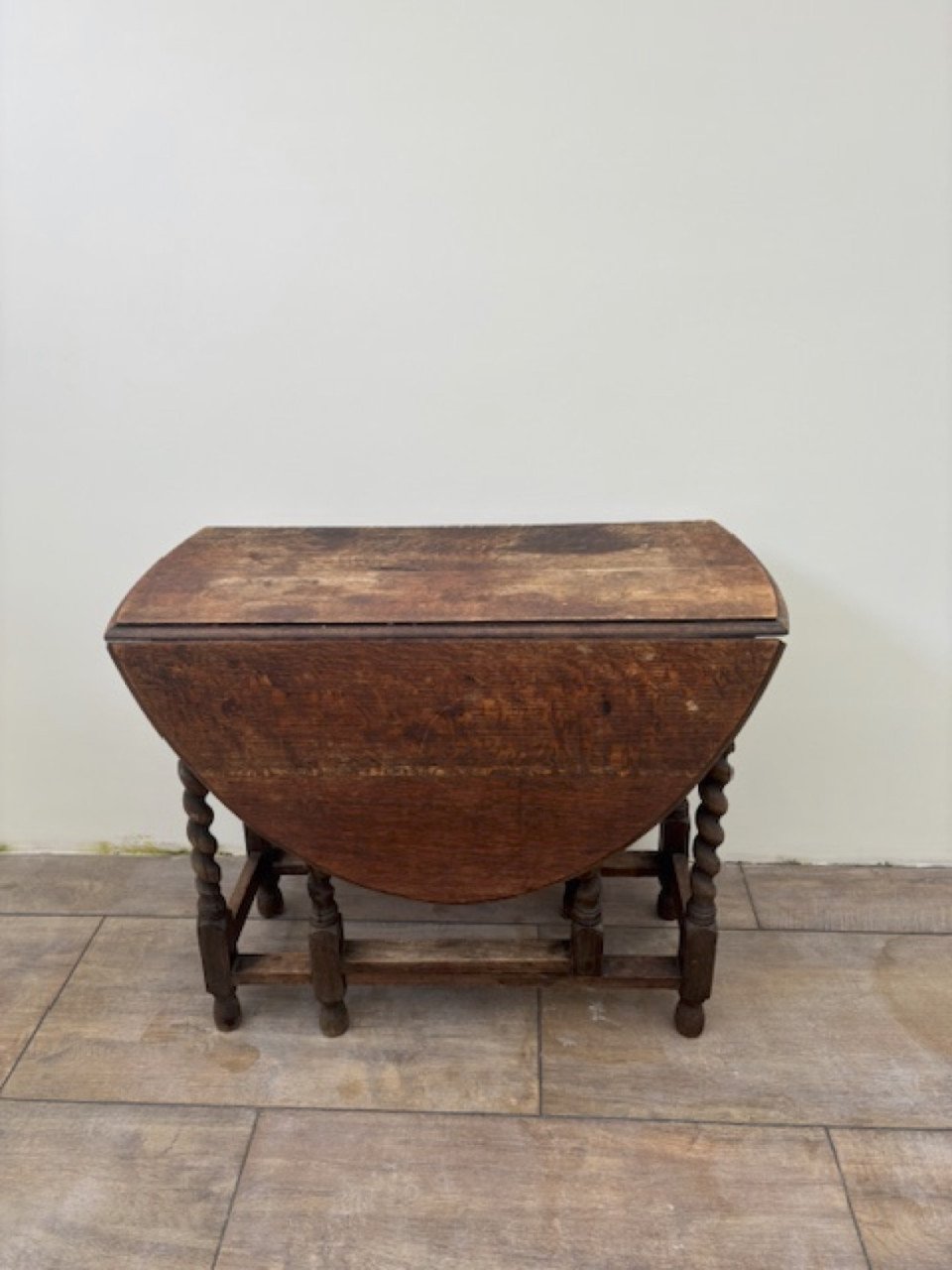 Antieke hangoor tafel