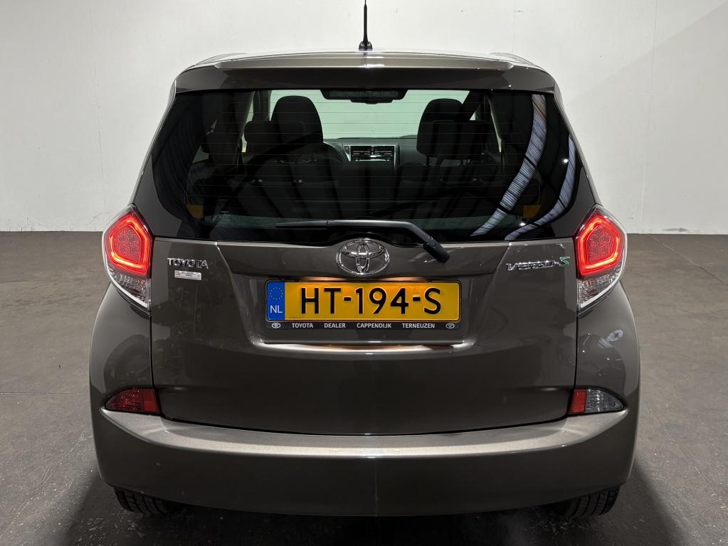 Toyota Verso-s 1.3 vvt-i dynamic | lage km-stand |