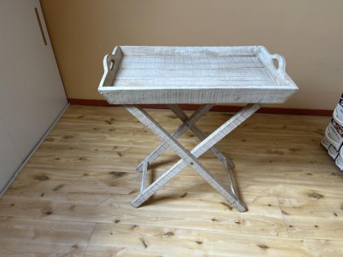 Tafel met dienblad