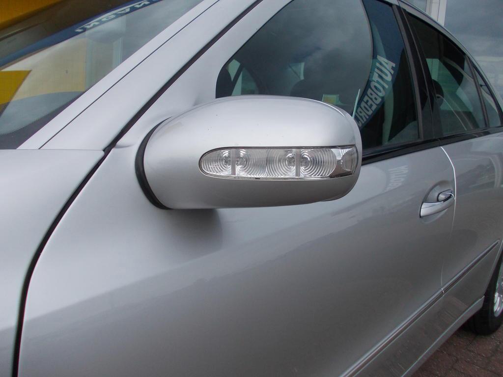 Mercedes-Benz E-Klasse 220 cdi elegance aut. e220cdi