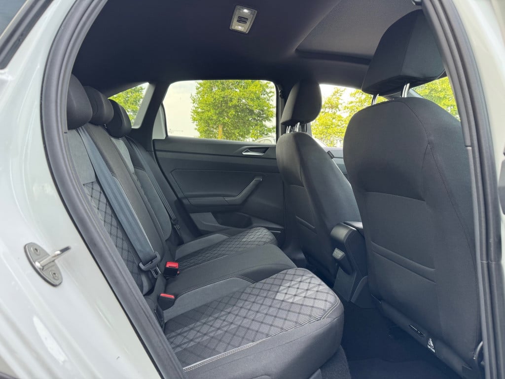 Volkswagen Taigo 1.0 tsi r-line * panoramadak * virtual cockpit * led * pdc