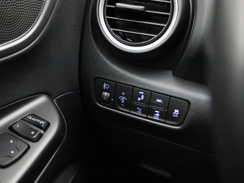 Hyundai Kona ev fashion 64 kwh | automaat | navigatie | heads-up display | 