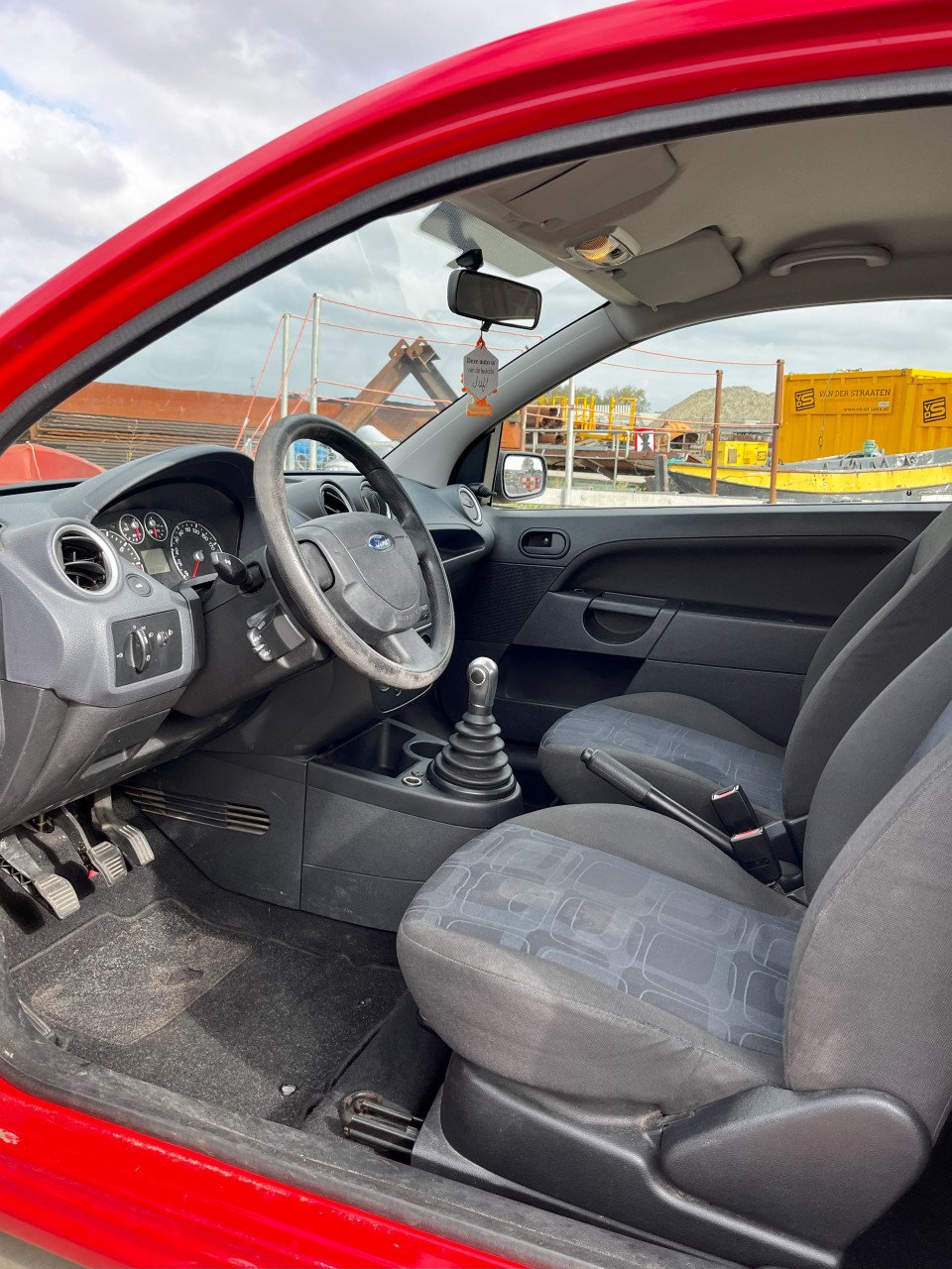 Ford Fiesta 1.3 8V 3DR 2006 Rood