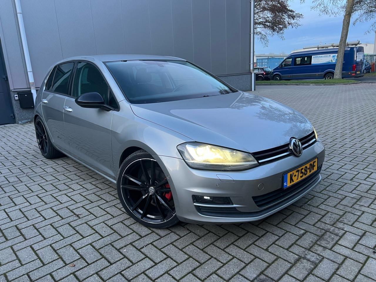 Volkswagen Golf 1.4TSI Highline Automaat