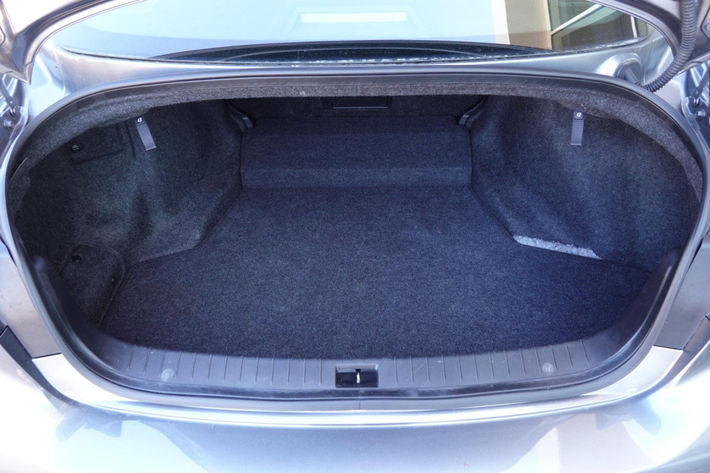 Infiniti Q q50 2.0t sport
