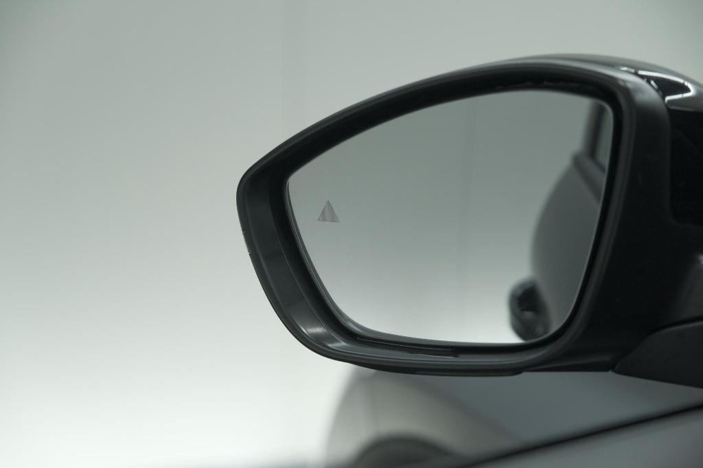 Citroen C3 Aircross 1.2 hybrid 145pk max | camera | dodehoekdetectie | navi