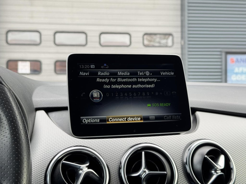 Mercedes-Benz B-Klasse 200 ambition automaat, nl-auto trekhaak uitklapbaar!