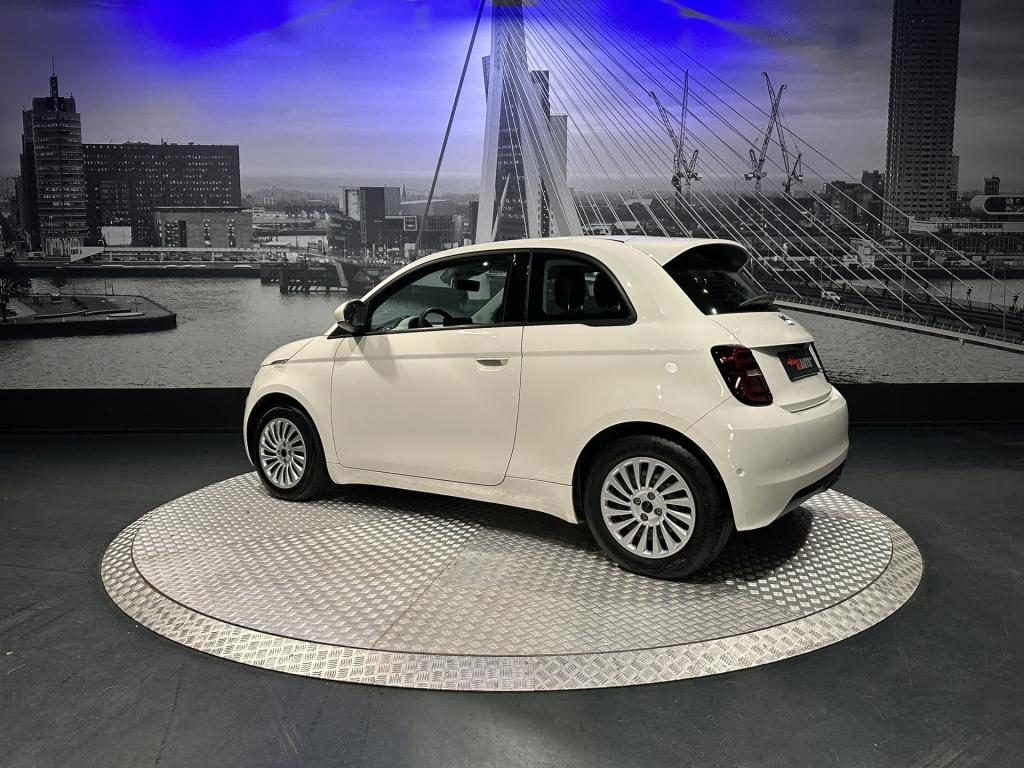 Fiat 500 icon 42 kwh *carplay*camera*