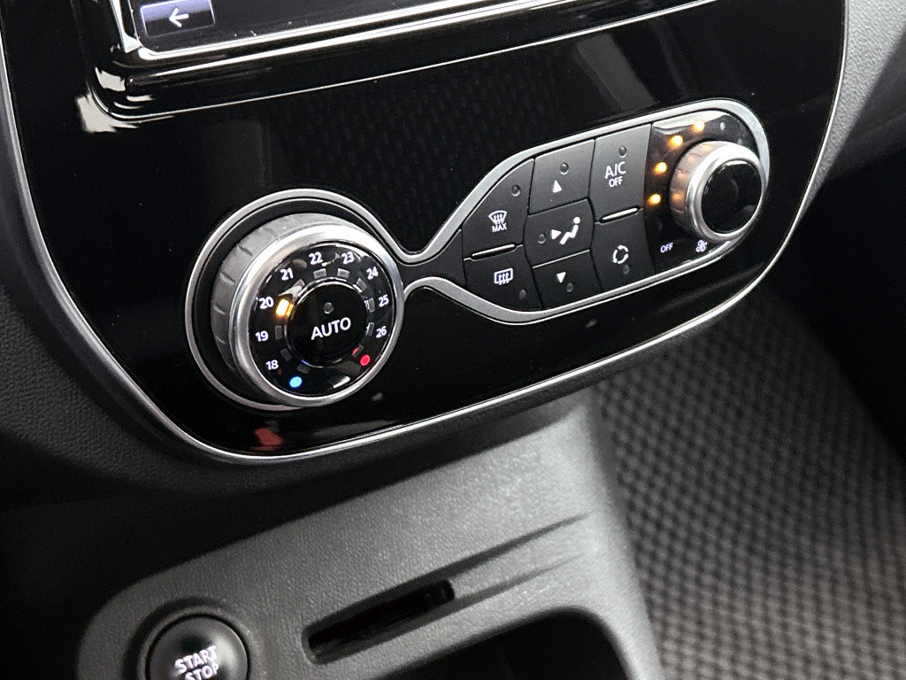 Renault Captur 1.3 tce intens / trekhaak / bose sound / camera / carplay-an