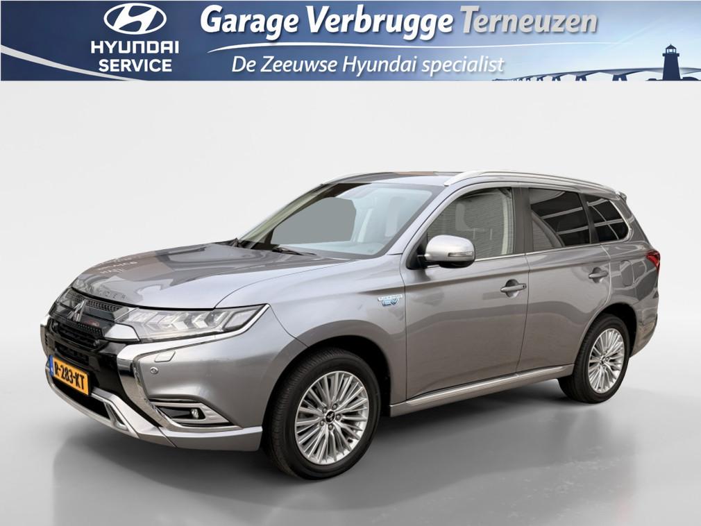 Mitsubishi Outlander 2.4 phev intense+ | navigatie | cruise control (adapti