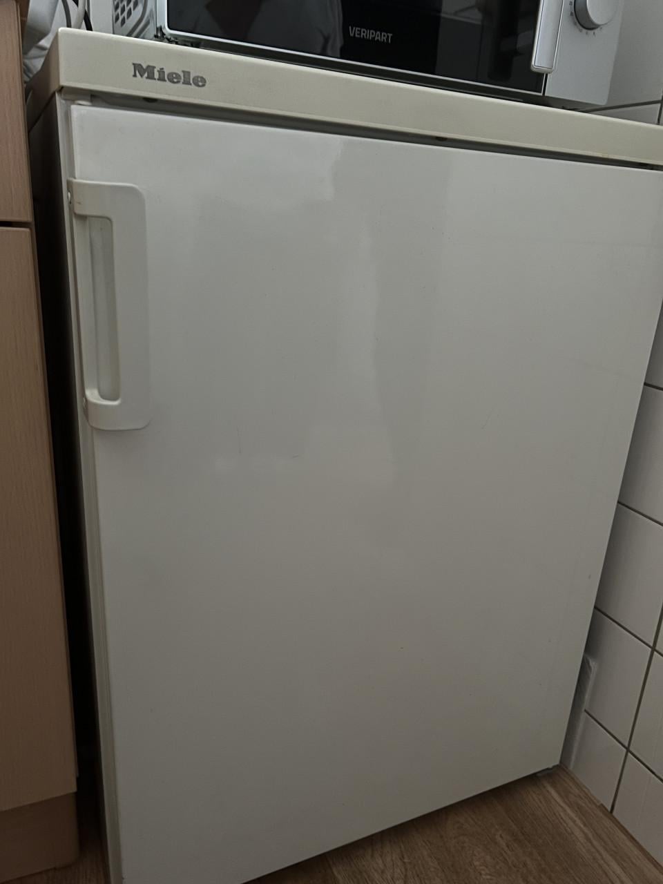 Miele tafelmodel koelkast 85x60x60 cm. Schoon werkt perfect