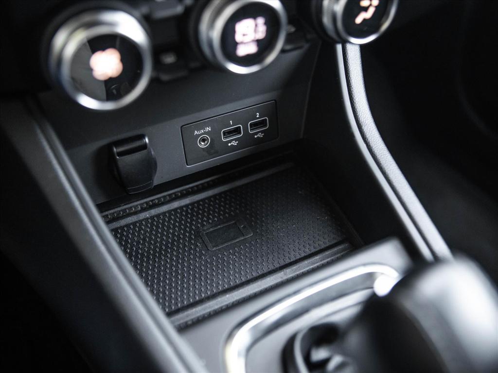 Renault Captur mild hybrid 140pk techno automaat | stoel & stuurverwarming 