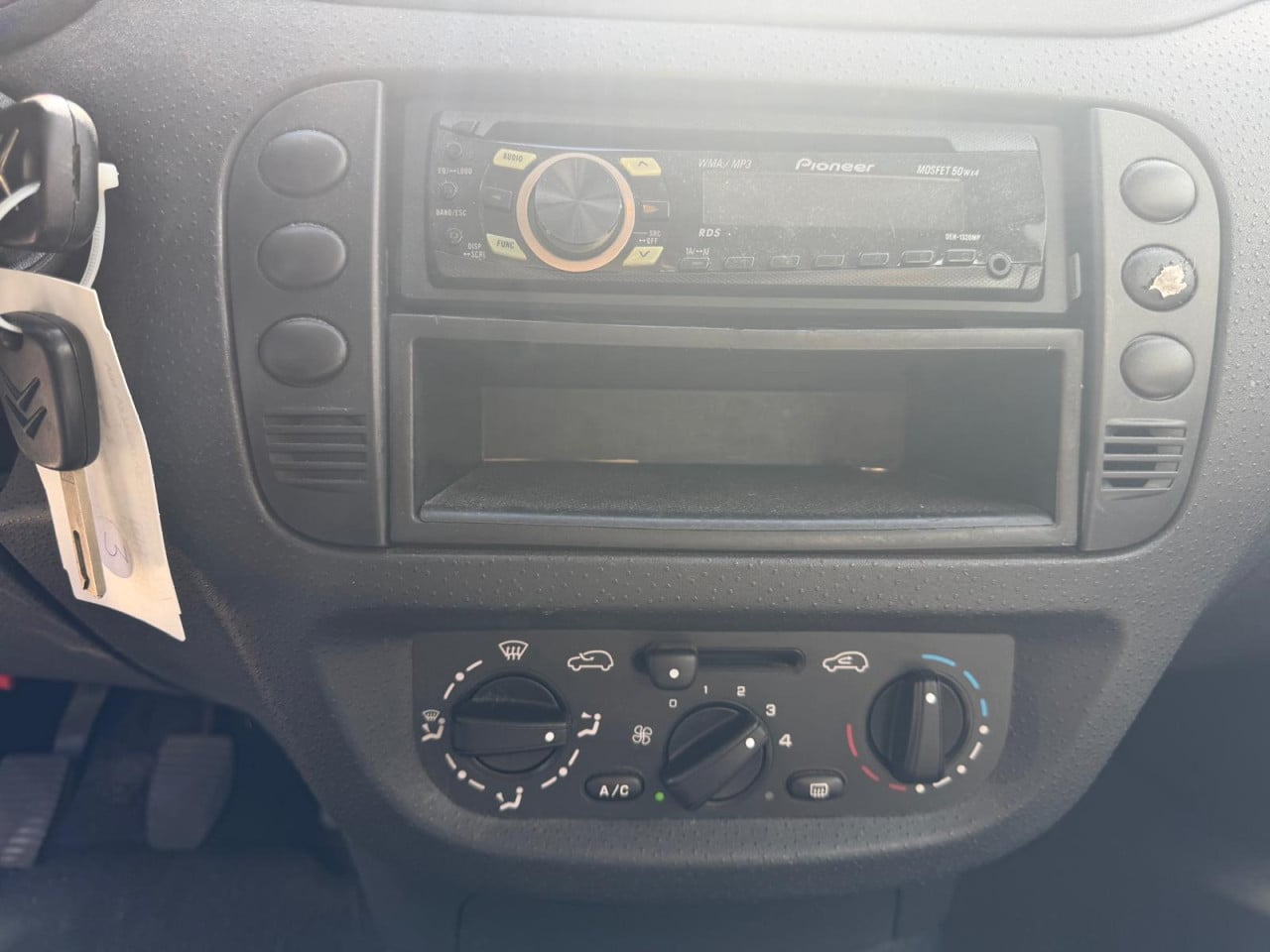 Citroen C3 1.4i Attraction NWE APK bij aflevering/Airco/CruiseC/5Deurs