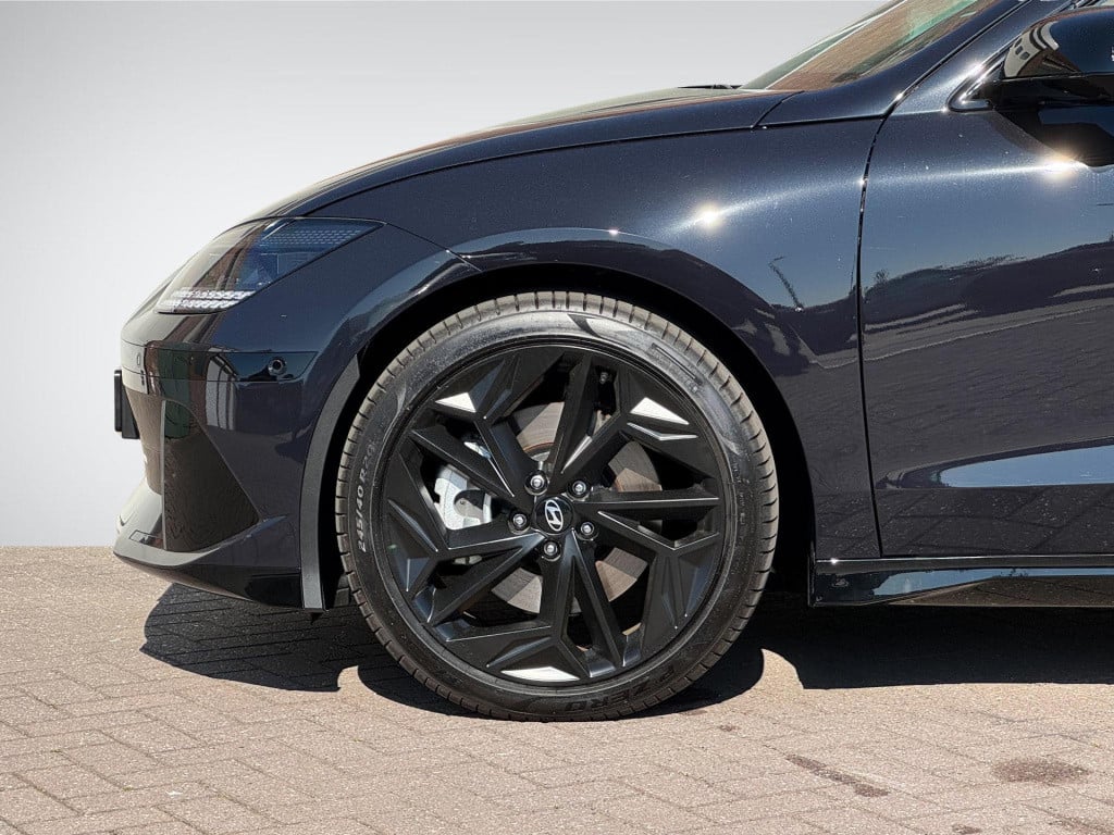 Hyundai Ioniq 6 first edition awd 77.4 kwh eenmalige aanbieding!
