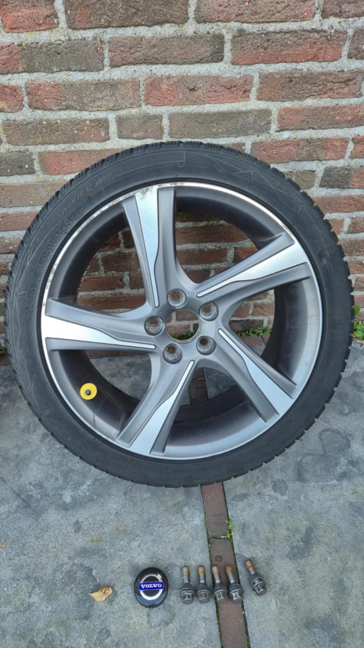 Velgen + Winterbanden (Originele Volvo)