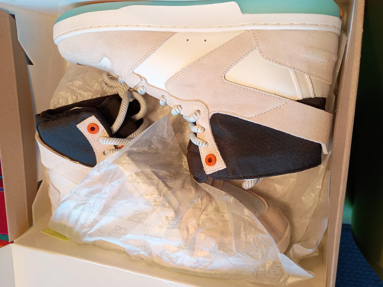 Notwoways sneakers maat 43 nieuw in doos