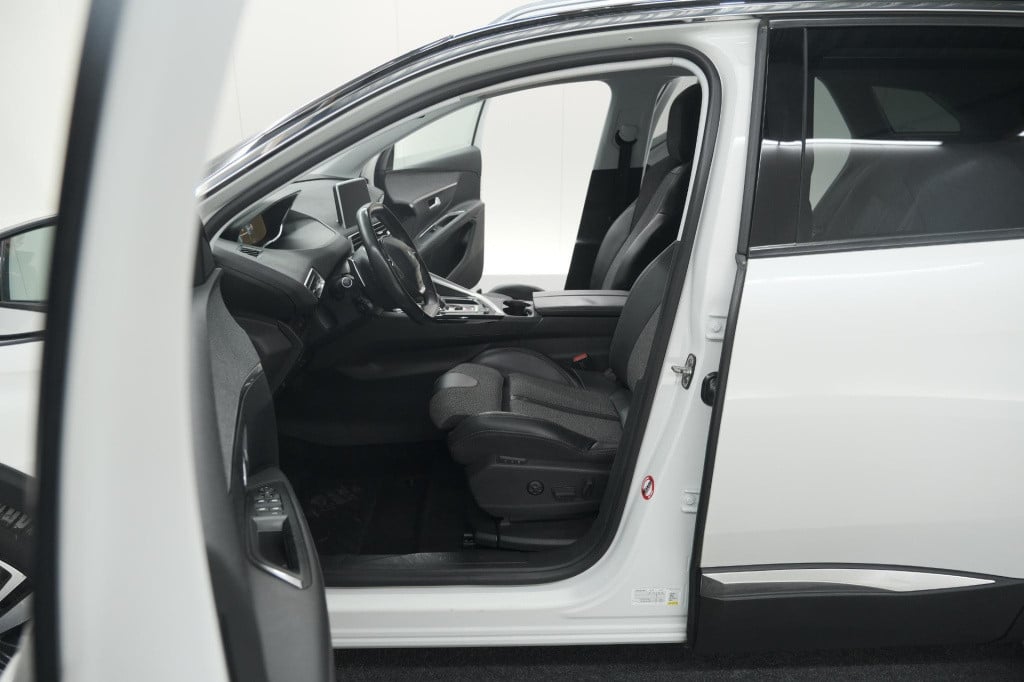 Peugeot 3008 puretech 130 eat6 allure | camera | dodehoekdetectie | elektri